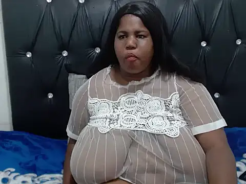 AFRICANSEXYBOOBS