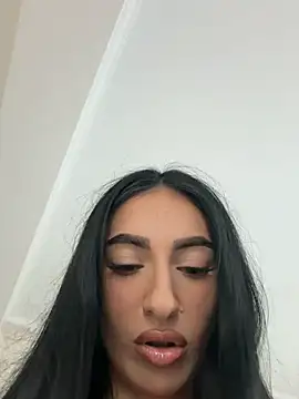 NylaVelle