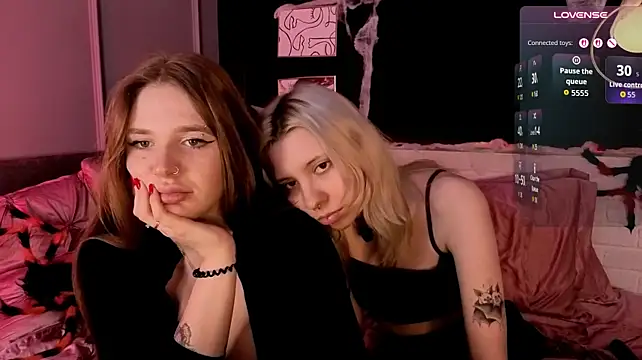 2girls1cam_