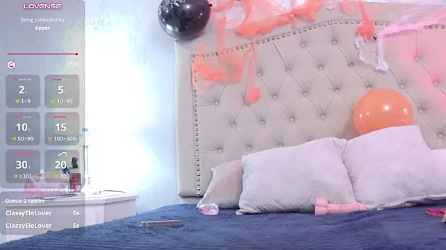 Zara_Monroe_