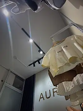 amira_cute2 live cam