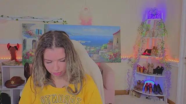 Real_Tini live cam