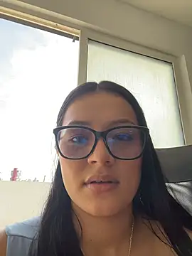 Lola_sweeet18 webcam