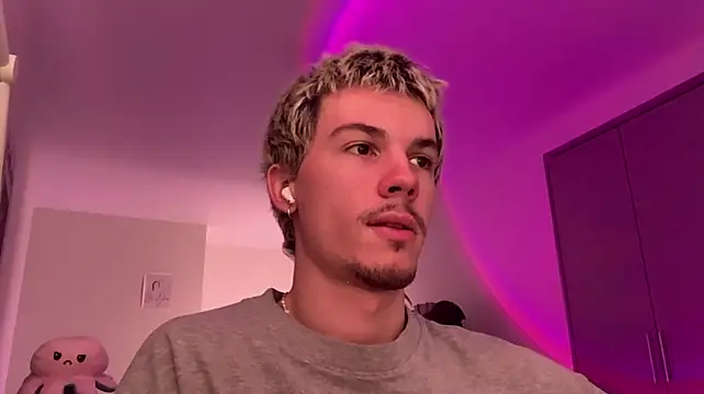 Jeremy1Scott live cam