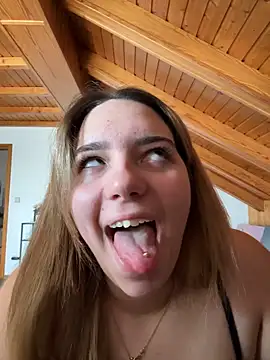 Webcam-Model Naomi-Klein