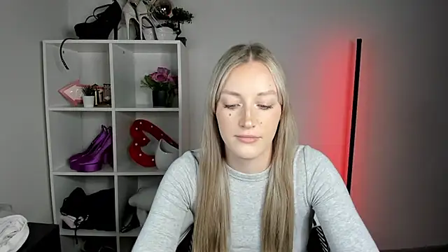 EvelynBlond