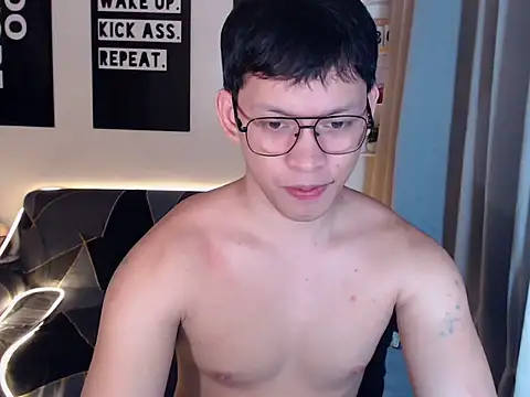 _Froyyy live cam on StripChat