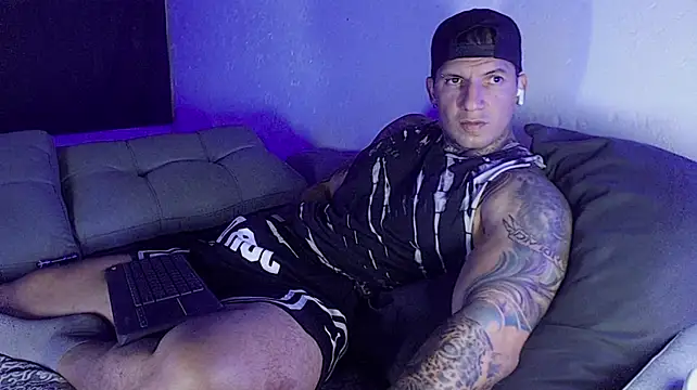 Shane_Clay webcam model