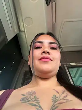 Webcam-Model MAYE__13