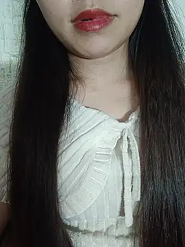 Webcam-Model Cherry-squirtt