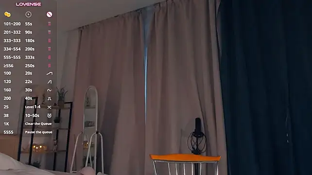 EstelaSuppa live cam on StripChat