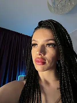 jassminne_22 in webcam