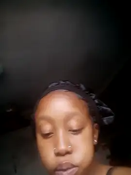 Mellow-Yellow live cam on StripChat