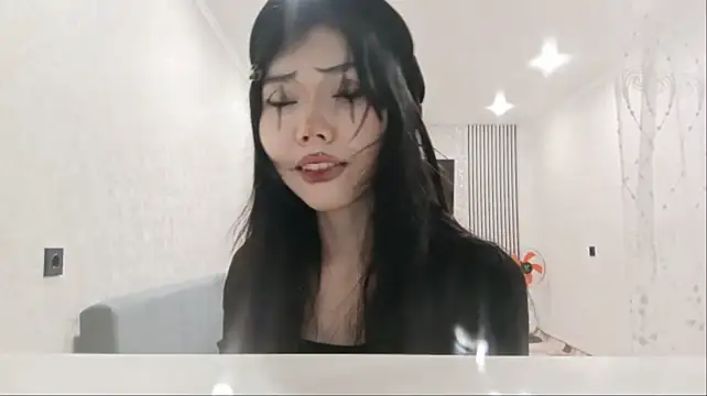 AisananKosl webcam model