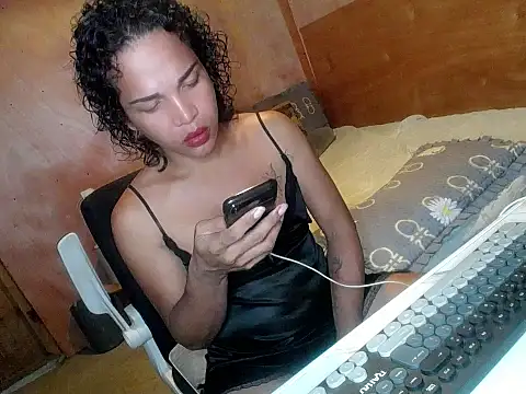 Precious_ThickDick_cummer