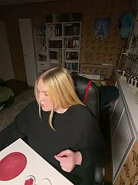 Mira_Lunar