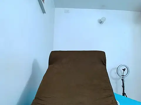 anaboobs