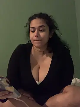 Curvydesifromgermany, modelo webcam