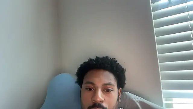 Yungandhungd in webcam