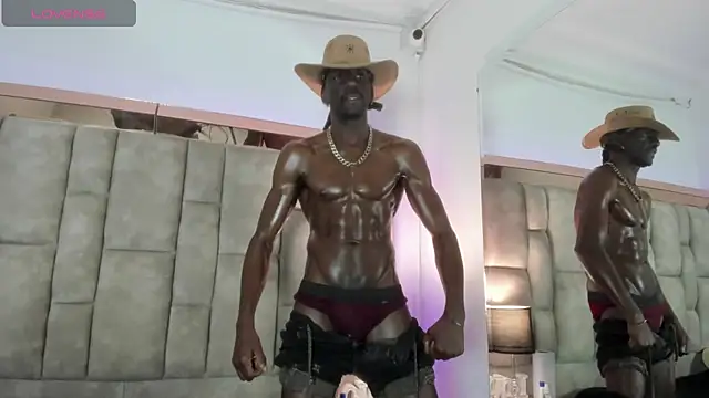 Titan_Moreno_ live cam on StripChat