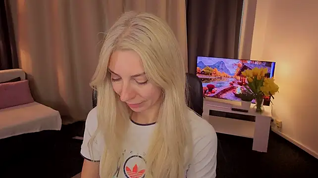 EllisSkyy live cam preview