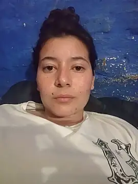 Luzzbelito11 live cam preview