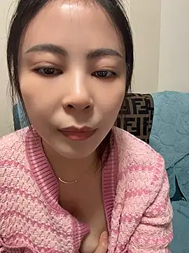 YaoYao8888 webcam model