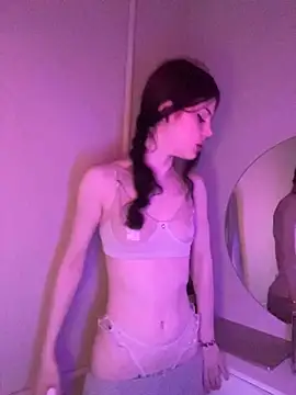 Webcam-Model HellaSkywalker