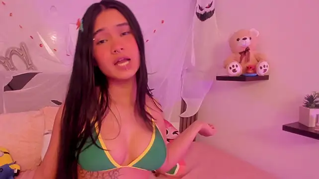 Kaliykatie live cam on StripChat
