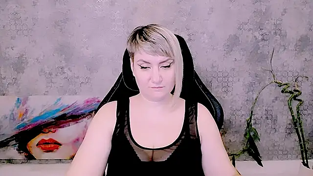 Djullia live cam on StripChat