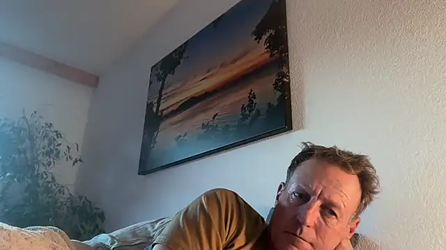 rideon1976 webcam model