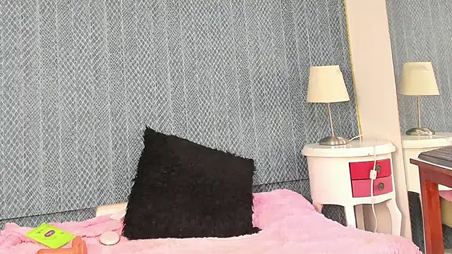Ninanoir78