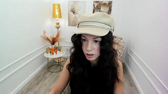 PeachMirage live cam