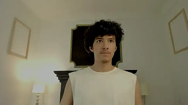 santi_twink