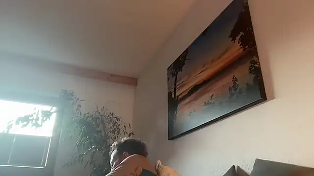 rideon1976 webcam model