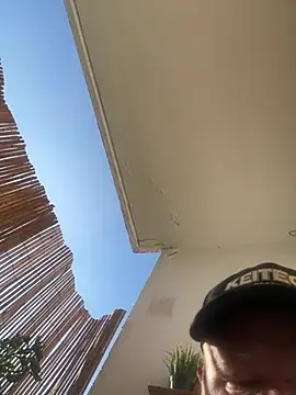 JimmyYayaa webcam model