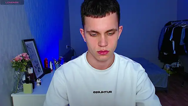 _m0neyken_ live cam preview