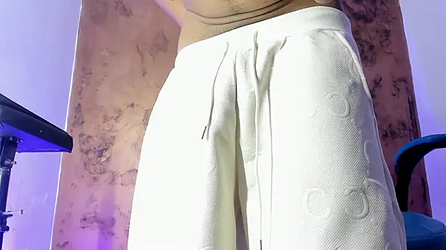 KALVIN_C live cam preview