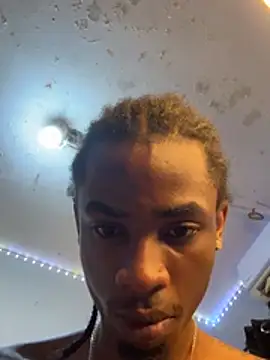 Jassielde26 webcam model