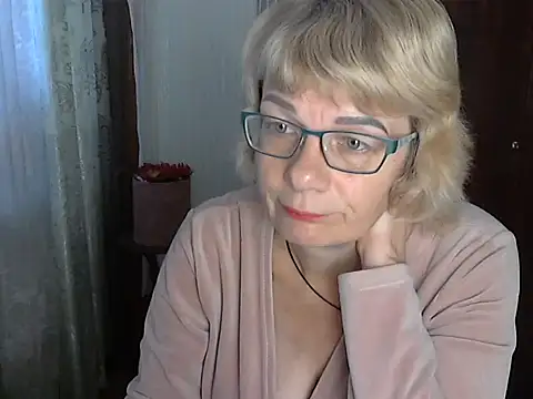 Mia_Olivia25, modelo webcam