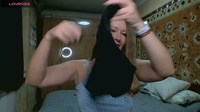 AnnaXLovers, modelo de webcam