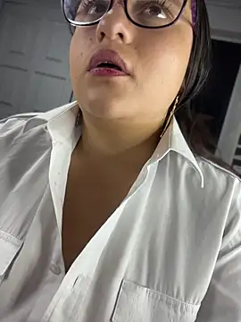 luisany (F young) - SPANK TITS HARD X 5🍒