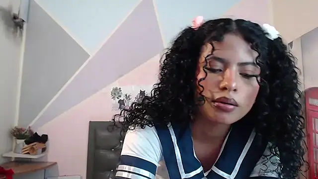 Adut_Akech in webcam