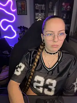 MaryPeach666 webcam model