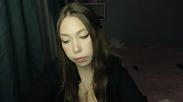Live webcam show with AmiriLain - Interactive Lovense toys available