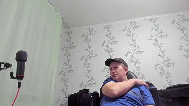 SanFrantsisko live cam on StripChat