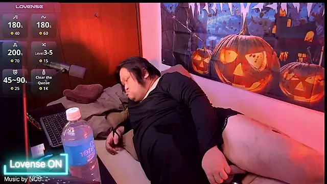 ChubbyBEAR039 in webcam