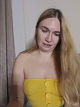 KisaVixen live cam on StripChat