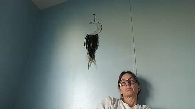 bamalove80 live cam on StripChat