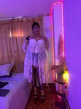 Venus_R0se, modelo de webcam